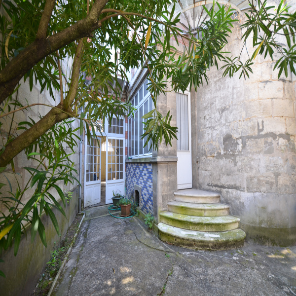 Offres de vente Immeuble Bordeaux 33000
